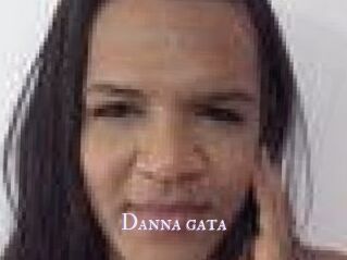 Danna_gata