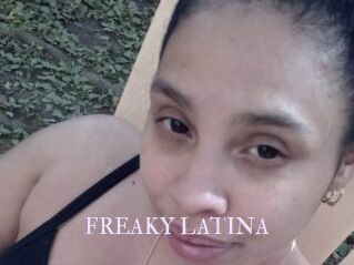 FREAKY_LATINA