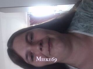 Mieke69